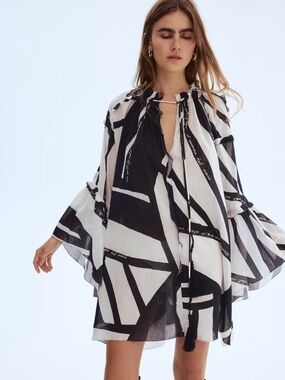 H&M Black and White Graphic Tie-Neck Tunic Dress